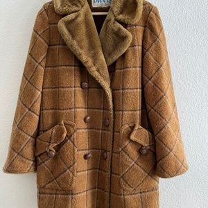 Vintage Plaid Fleece Lined Car Coat by Styled by Davis of Boston. Size 6